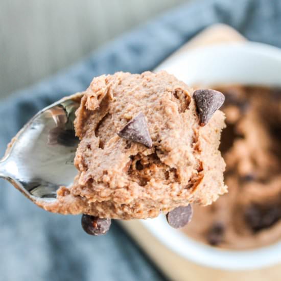 Healthy Peanut Butter Cookie Dough - Recipe photo by Allons-Eat