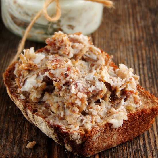 homemade lard with meat - Recipe photo by Izaa