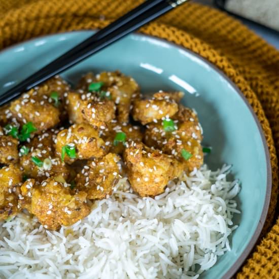 Asian Style Orange Cauliflower - Recipe photo by Sixhungryfeet