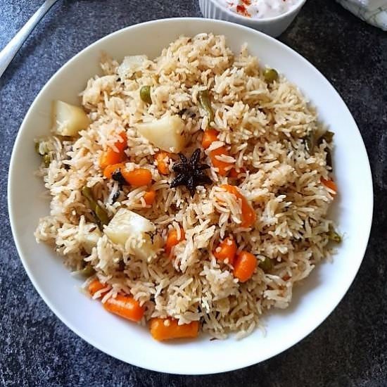 Easy Instant Pot Vegetable Pulao - Recipe photo by Pavanis Kitchen
