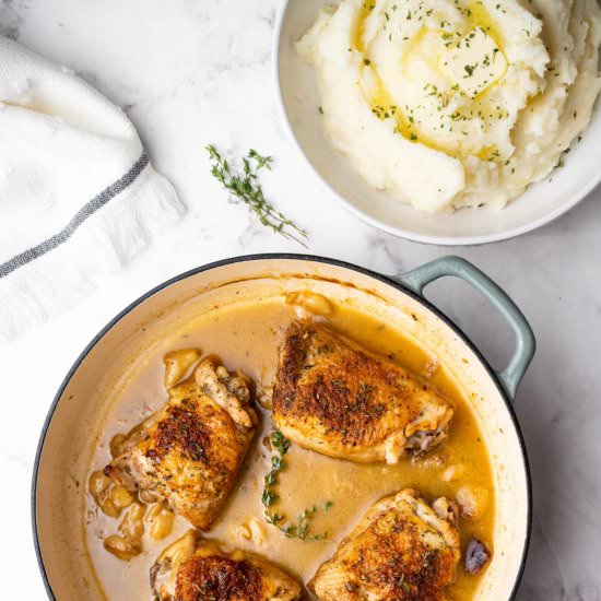 40 Clove Garlic Chicken - Recipe photo by comfortfoodideas