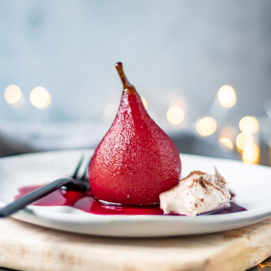 Red Wine Poached Pears - Recipe photo by veggie desserts