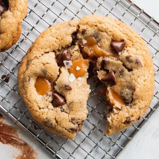 Caramel Chocolate Chip Cookies - Recipe photo by stephaniessweettreats