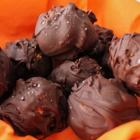 Pumpkin Pie Truffles - Recipe photo by justastasty