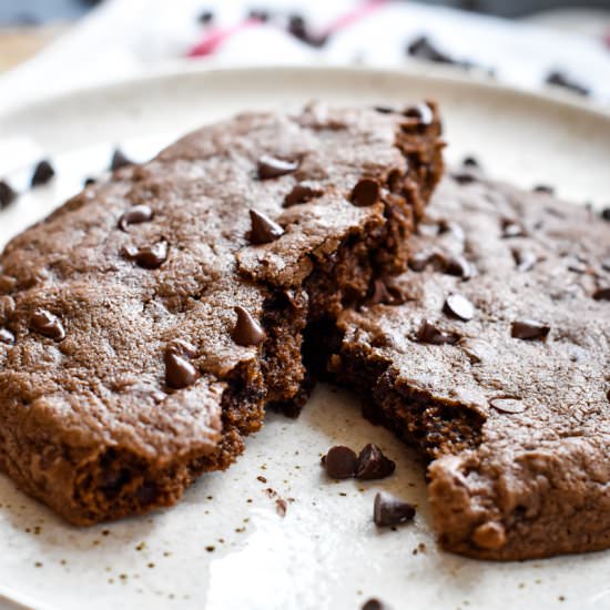 1 Giant Chocolate Chip Cookie - Recipe photo by stressbaking