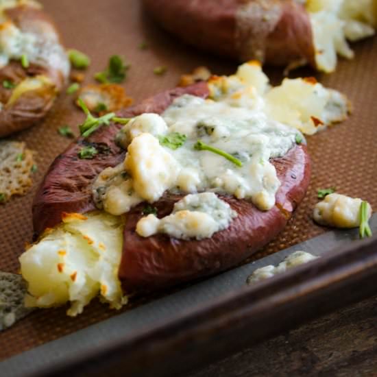 Crispy Smashed Potatoes - Recipe photo by SaporitoKitchen