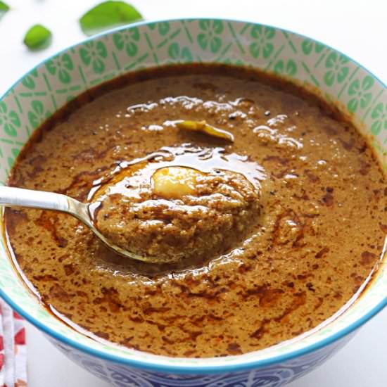 Curry leaves Kuzhambu - Recipe photo by sandhiya