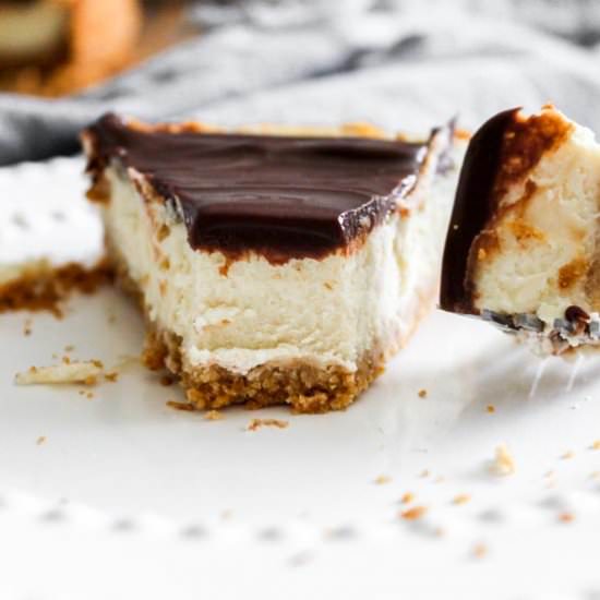 Cheesecake with Chocolate Ganache - Recipe photo by Tasty Treat Pantry