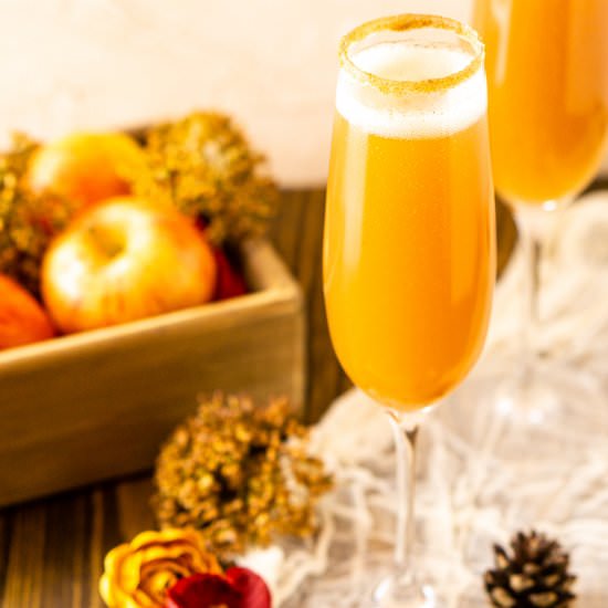 Apple Bellini - Recipe photo by Burrata and Bubbles