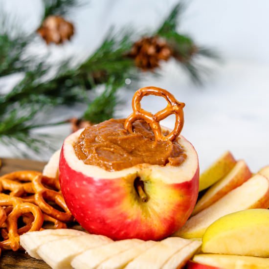Healthy Salted Caramel Apple Dip - Recipe photo by Honestfoodie_blog