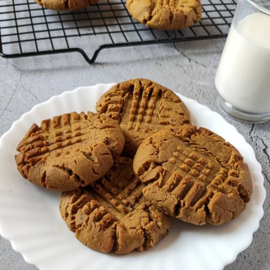 Easy Peanut butter cookies - Recipe photo by greenbowl2soul