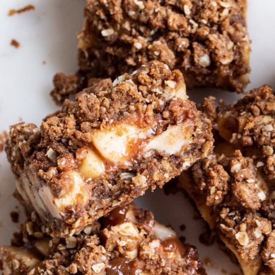 Caramel Apple Crumb Bars - Recipe photo by Healthy Little Vittles