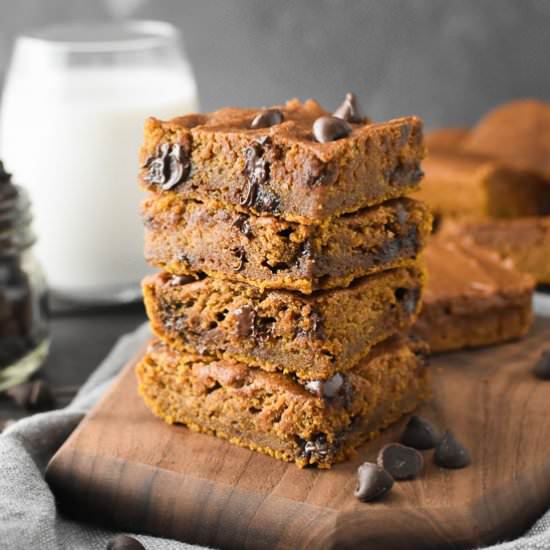 Pumpkin Spice Blondies - Recipe photo by The Foodie and The Fix