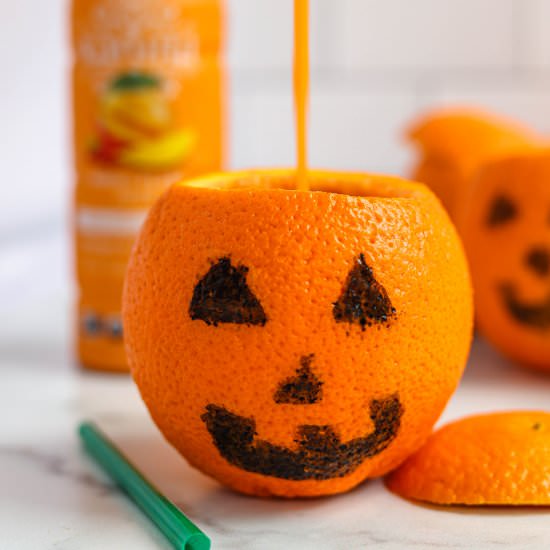 Easy Jack-O-Lantern Smoothie - Recipe photo by Honestfoodie_blog