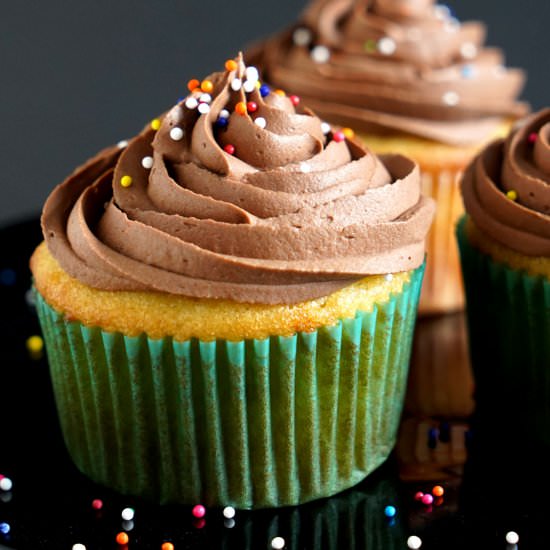 Vanilla Cupcakes - Recipe photo by dessarts