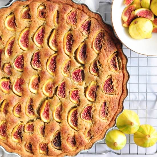 Tiger Fig Pistachio Frangipane Tart - Recipe photo by The Crunchy Carrot