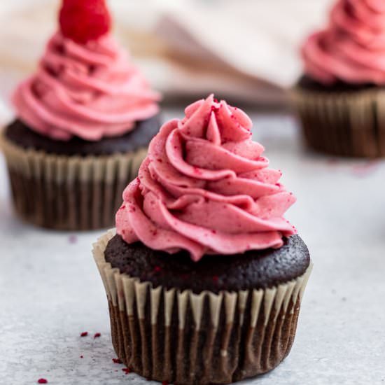Chocolate Raspberry Cupcakes - Recipe photo by themarblekitchen