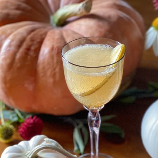 Maple Pear Sparkler - Recipe photo by thirstyradish