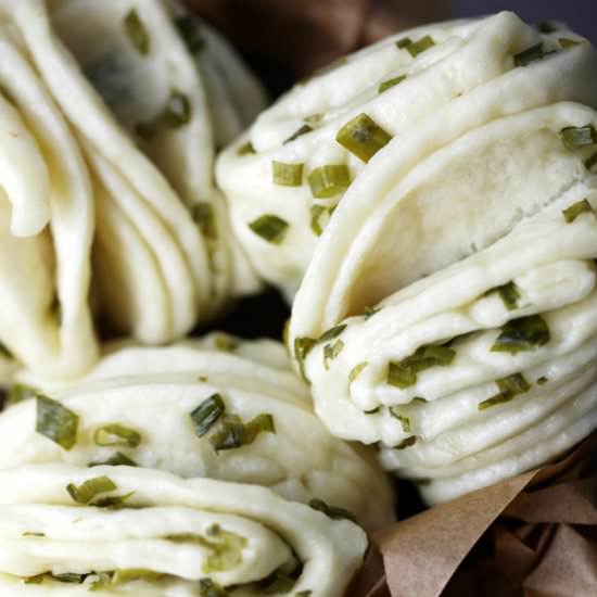 Chinese steamed buns with scallions - Recipe photo by adailyfood