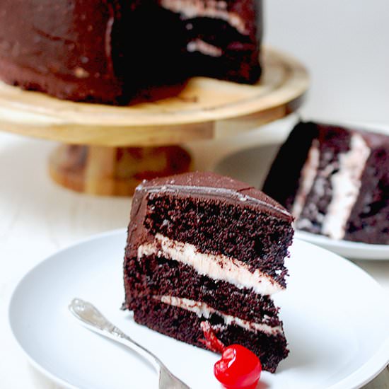 Chocolate cherry cake - Recipe photo by evabakes