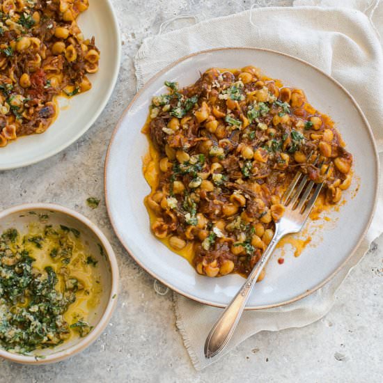 Beef Ragu with Walnut Pesto - Recipe photo by Flaevor