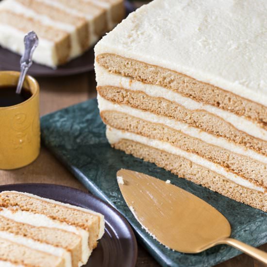 Polish honey semolina cake - Recipe photo by electricbluefood