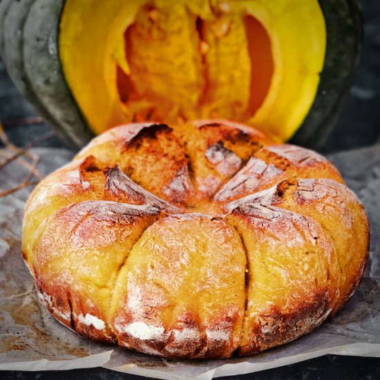 Sourdough pumpkin bread - Recipe photo by spicytamarind