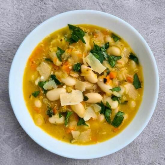 Twenty Minutes White Bean Soup - Recipe photo by RominasLittleCorner