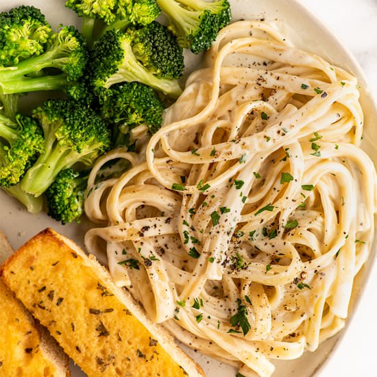 Fettuccine Alfredo for One - Recipe photo by BakingMischief
