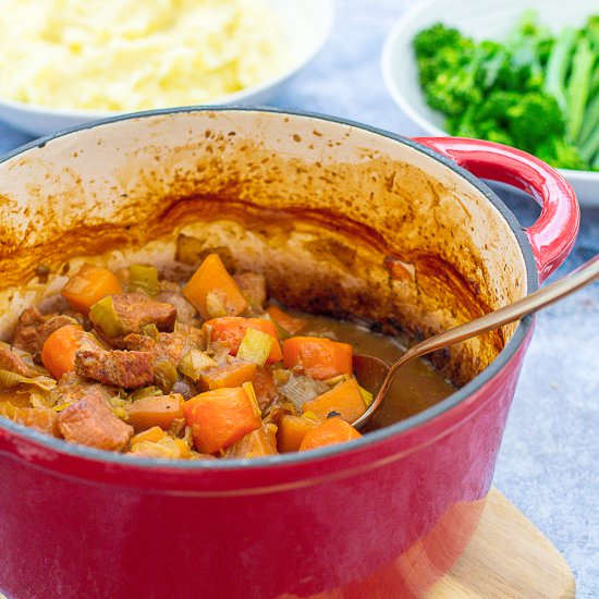 Diced Pork and Apple Stew - Recipe photo by easypeasyfoodie