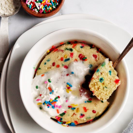 HEALTHY Funfetti Mug Cake - Recipe photo by Donut Worry Be Healthy