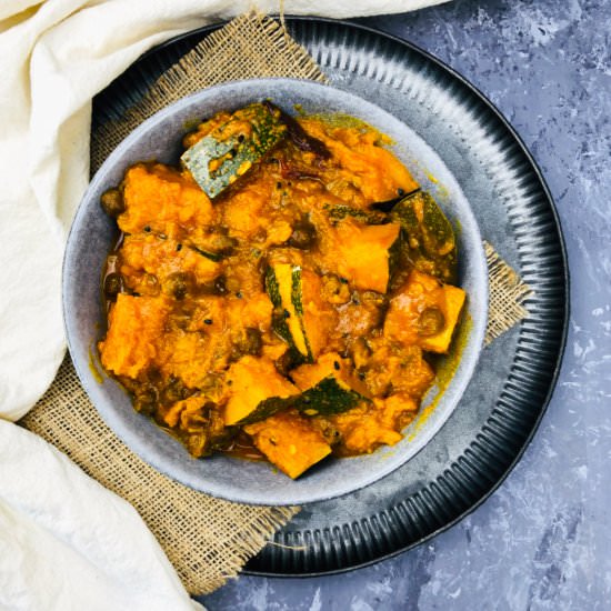 Easy pumpkin curry - Recipe photo by spicytamarind