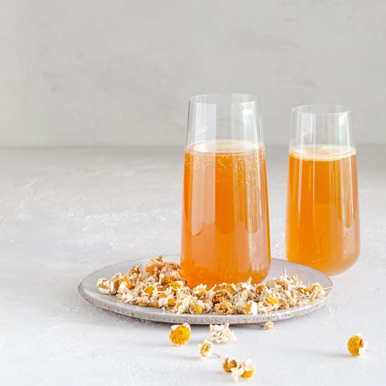 Chamomile Pear Vodka Punch - Recipe photo by Spoonabilities