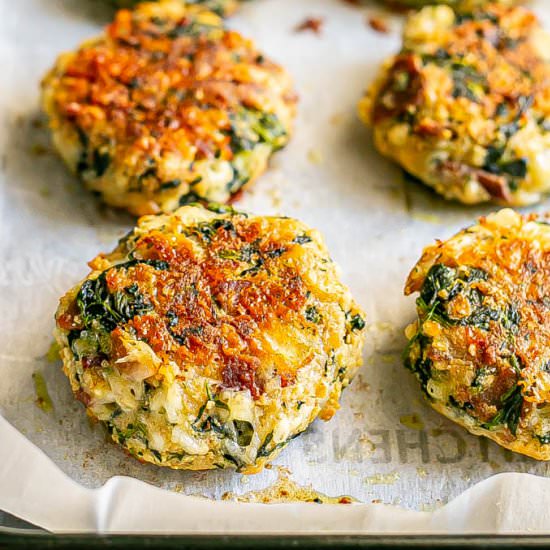 Cheesy spinach bacon cakes - Recipe photo by Family Food on the Table