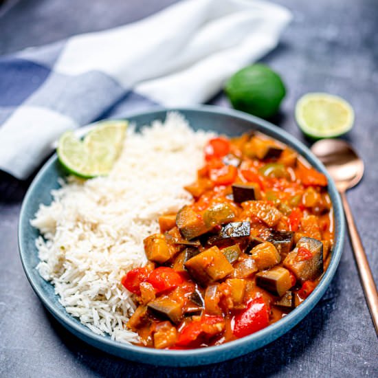 Aubergine Thai Red Curry with Peppe - Recipe photo by skinnyspatula