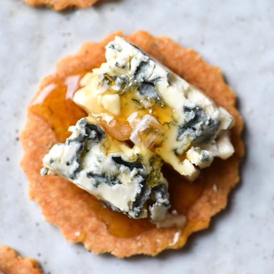 Grain free paleo crackers - Recipe photo by georgeats