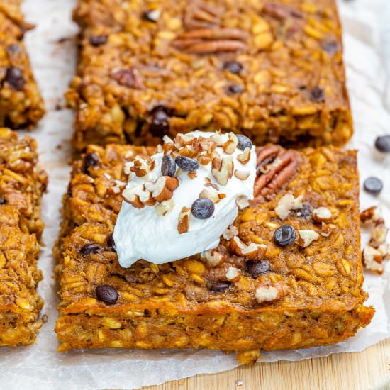 CHOCOLATE PUMPKIN PIE BAKED OATMEAL - Recipe photo by healthyfitnessmeals