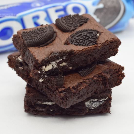 Best Boozy Baileys Oreo Brownies - Recipe photo by Sweet Mouth Joy