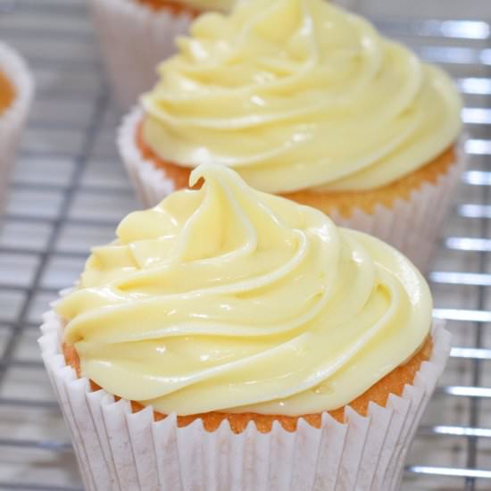 No-Cream Lemon White Choc Ganache - Recipe photo by Sweet Mouth Joy