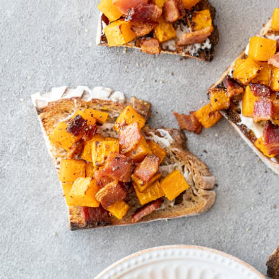 Roasted Butternut and Bacon Toast - Recipe photo by Aredspatula