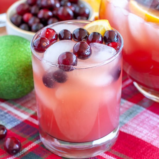 Christmas Morning Punch - Recipe photo by foodlovinfamily
