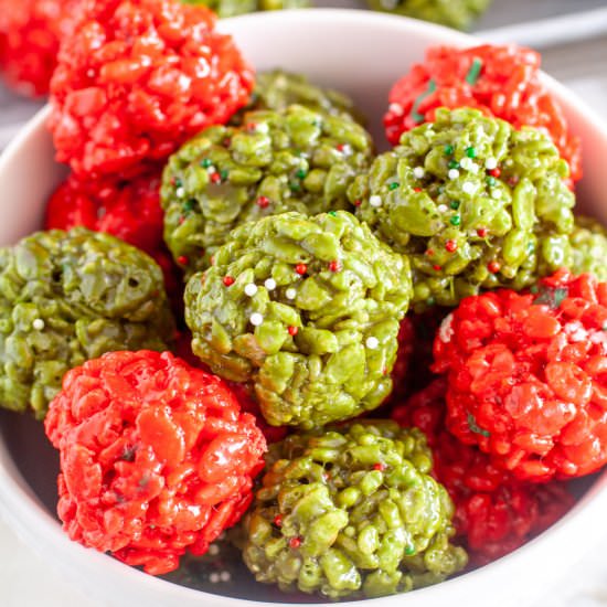 Christmas Rice Krispie Treats - Recipe photo by foodlovinfamily