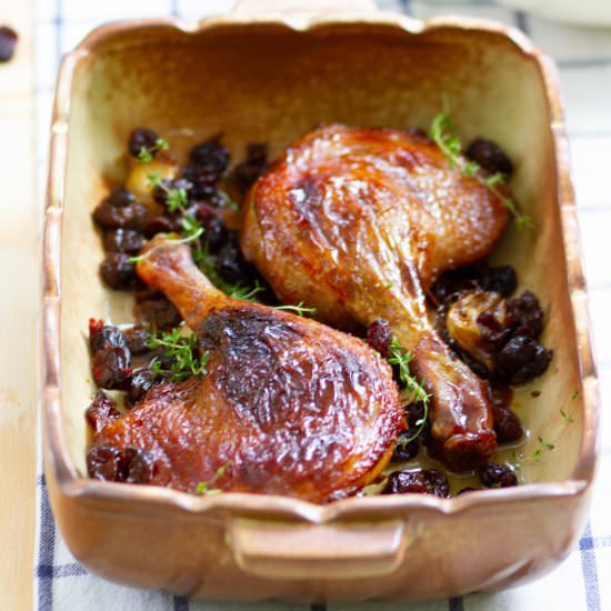 Roasted duck legs - Recipe photo by mecooks.com