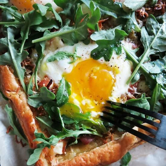 Breakfast Puff Pastry Tart - Recipe photo by olivesandlamb