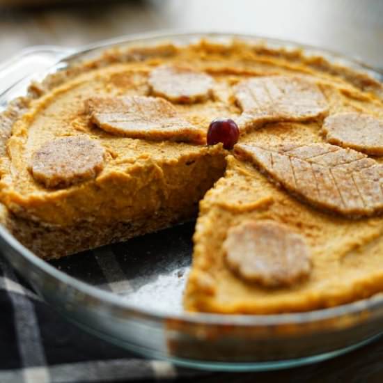 Easy Vegan Pumpkin Pie - Recipe photo by foodcourage