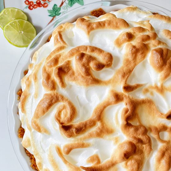 Tangy Key Lime Meringue Pie - Recipe photo by cookcookgo