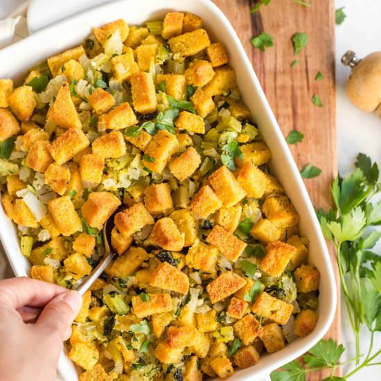 Easy Cornbread Stuffing (GF, DF) - Recipe photo by felicialim