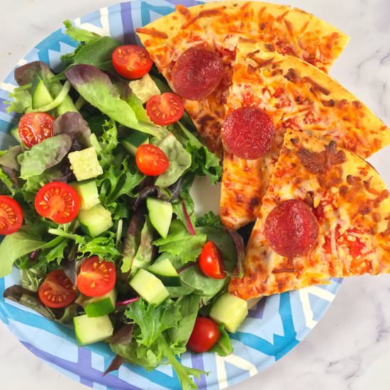 Air Fryer Frozen Pizza - Recipe photo by summeryule.com