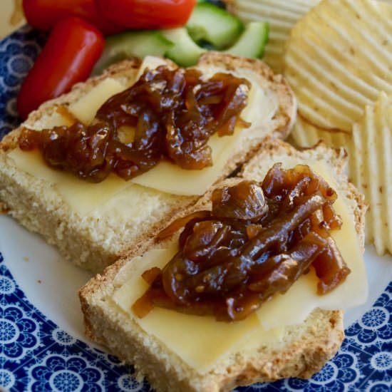 caramelised onion chutney - Recipe photo by whatjessicabakednext