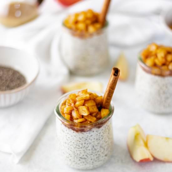 Autumn-Apple Pie Chia Pudding - Recipe photo by Alifedelicious